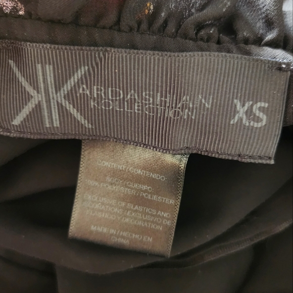 Kardashian kollection Xs Button up - Picture 7 of 7